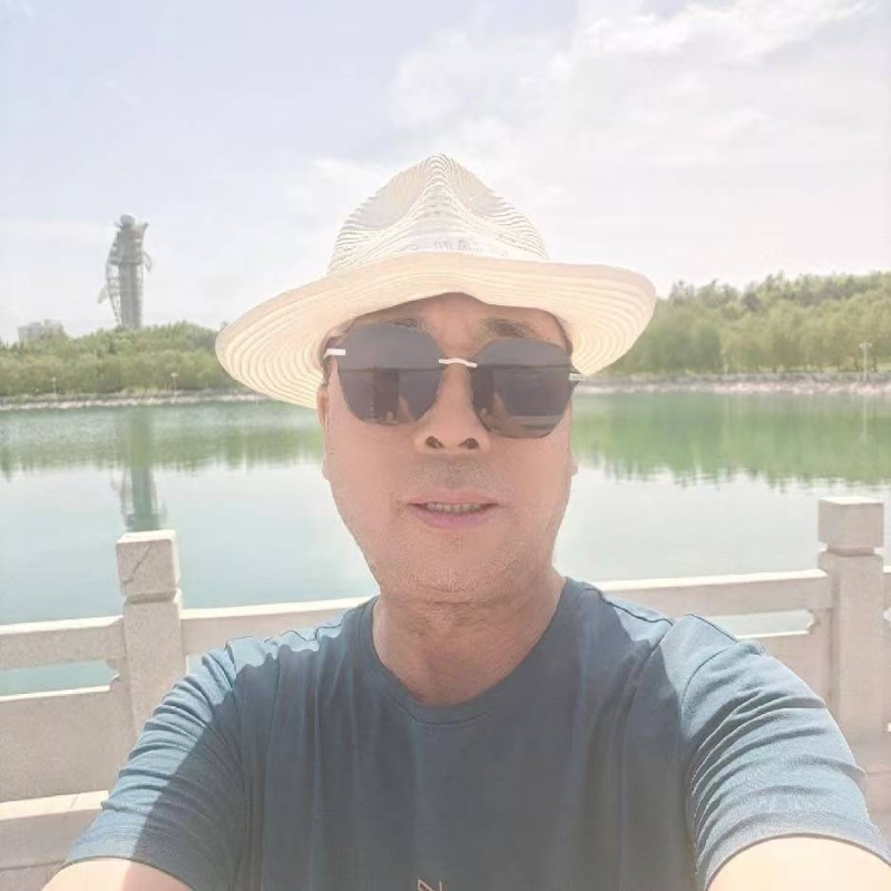 有钱人的第一张照片--东莞相亲服务中心