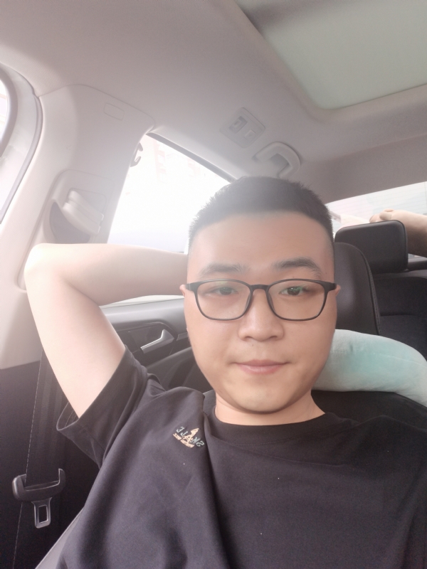 JingY的第一张照片--东莞相亲服务中心