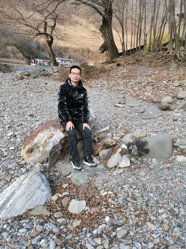 众里寻她的第一张照片--东莞相亲服务中心