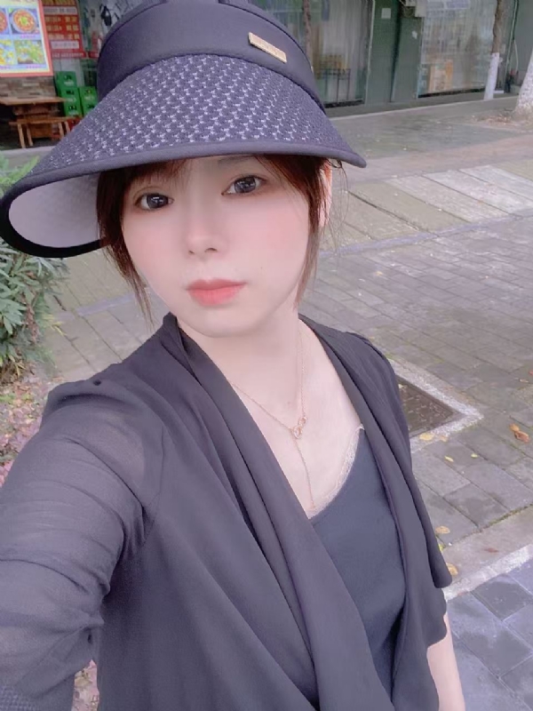 敏宝的第三张照片--东莞相亲服务中心