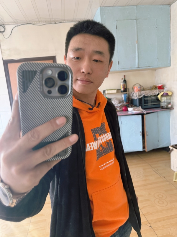 烟花易笑的第五张照片--东莞相亲服务中心