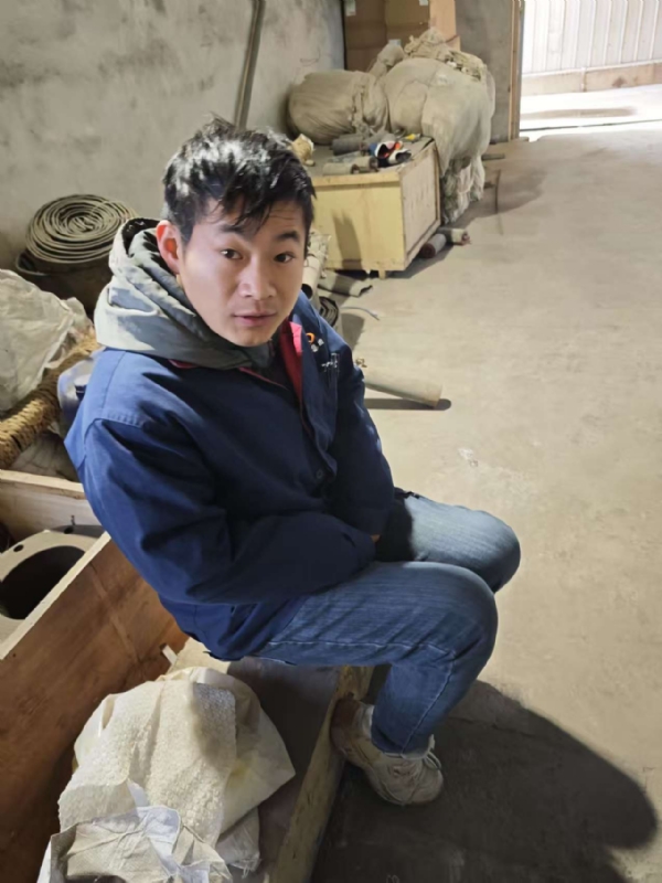 热爱生活的闫某的第一张照片--东莞相亲服务中心