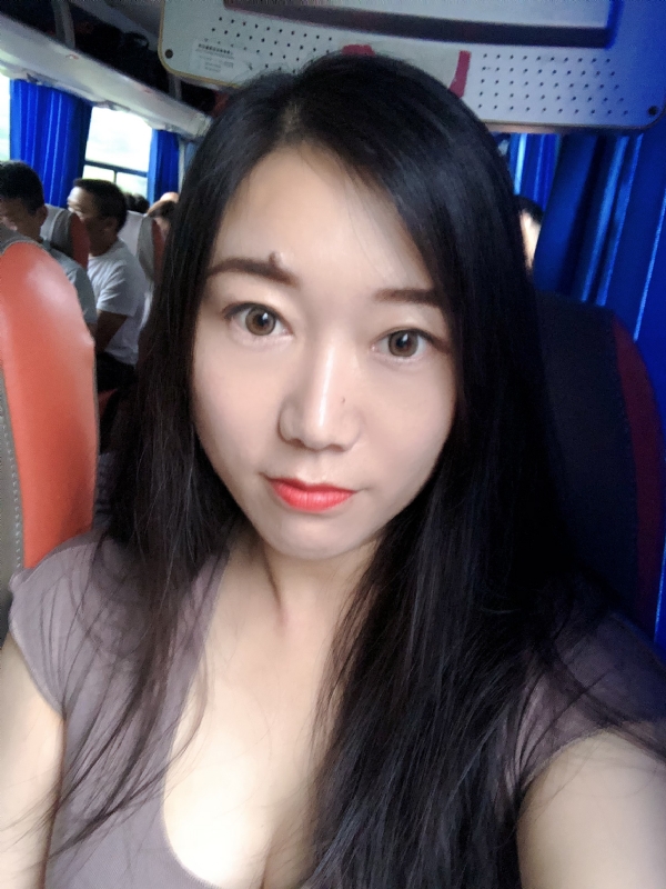 杨杨的第一张照片--东莞相亲服务中心