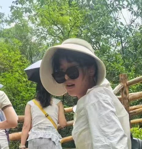 廿一的第一张照片--东莞相亲服务中心