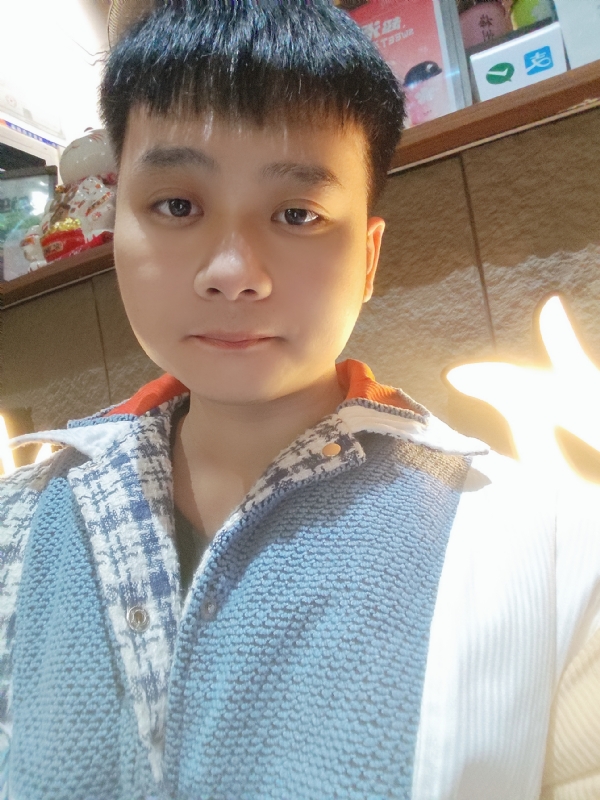 侯侯的第一张照片--东莞相亲服务中心