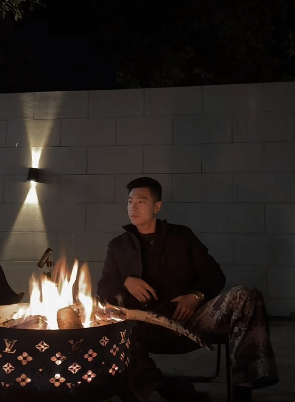 南风知我意的第一张照片--东莞相亲服务中心