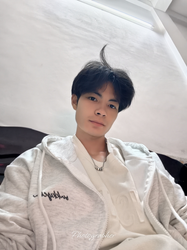 啊云的第一张照片--东莞相亲服务中心