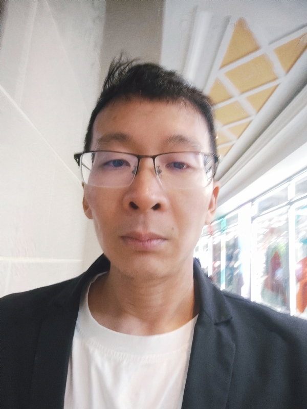 欣欣向荣的第一张照片--东莞相亲服务中心