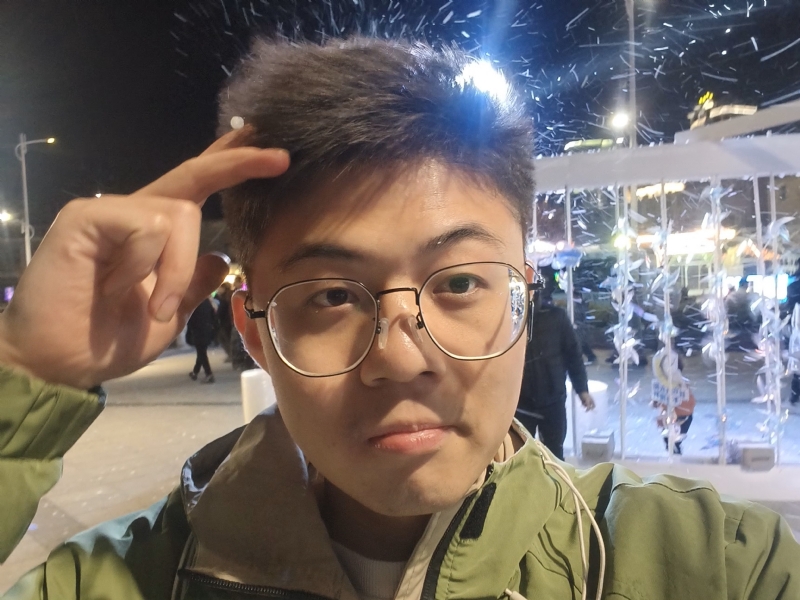 独揽星河的第一张照片--东莞相亲服务中心