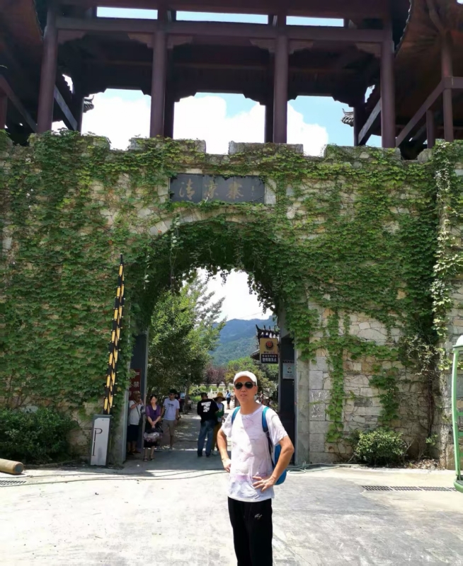 品心人的第一张照片--东莞相亲服务中心