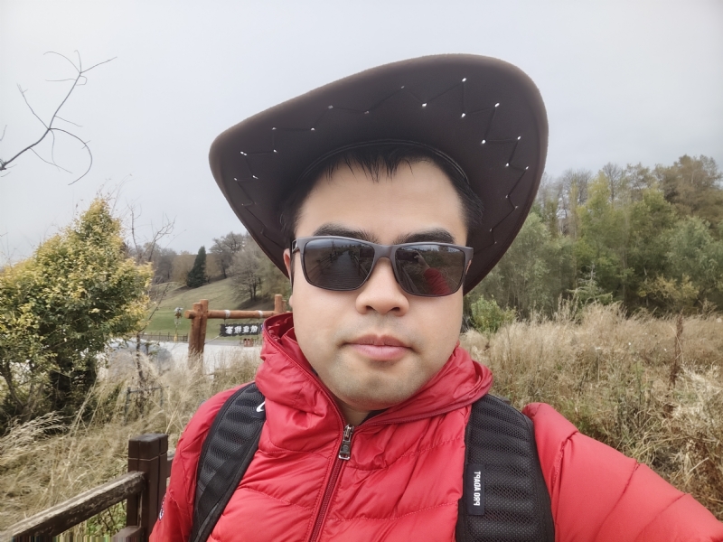 欢乐的笑的第一张照片--东莞相亲服务中心