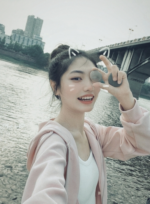 昭十晰的第二张照片--东莞相亲服务中心