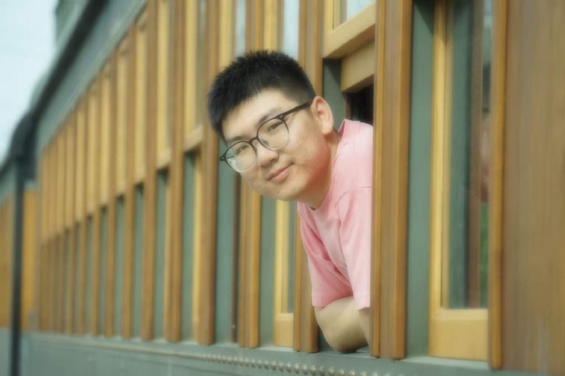 锦瑟无端五十弦的第一张照片--东莞相亲服务中心