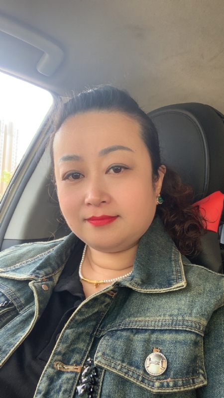 云中的蝶的第一张照片--东莞相亲服务中心