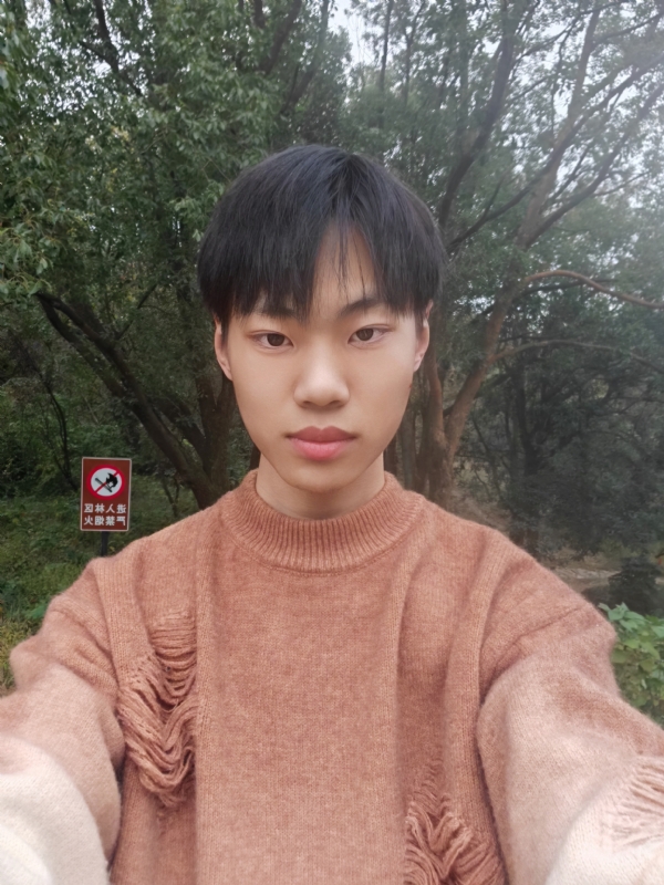 祤辰的第二张照片--东莞相亲服务中心