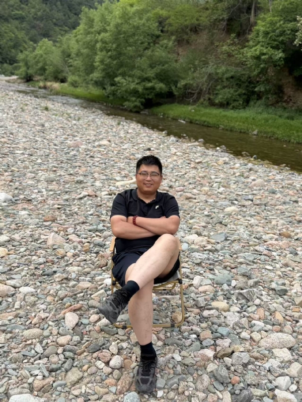 杨先生的第二张照片--东莞相亲服务中心